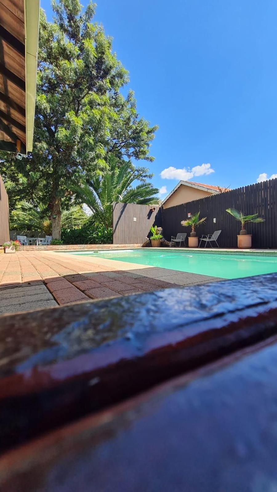 Ceelee'S Place Bloemfontein Bagian luar foto