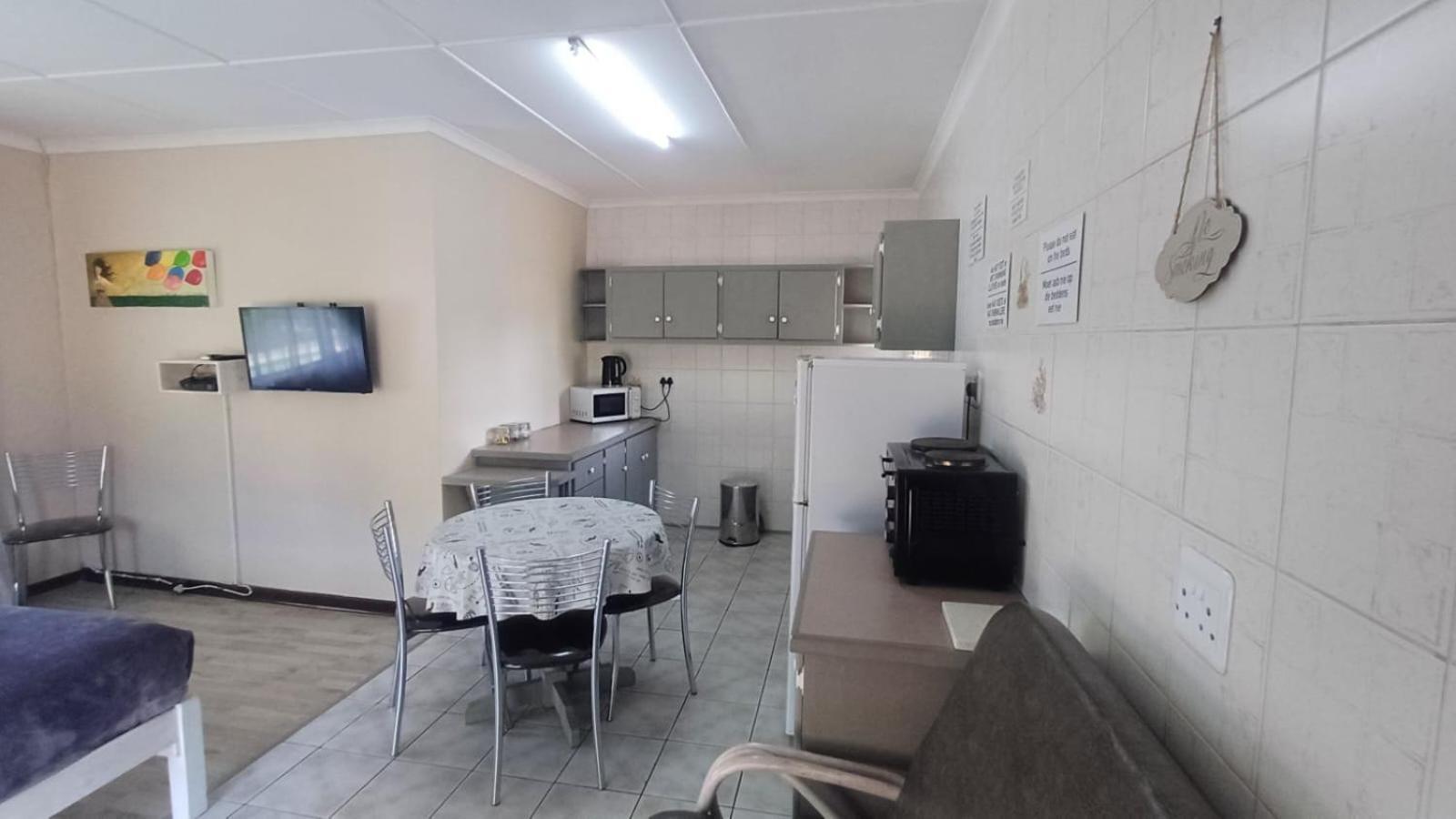 Ceelee'S Place Bloemfontein Bagian luar foto