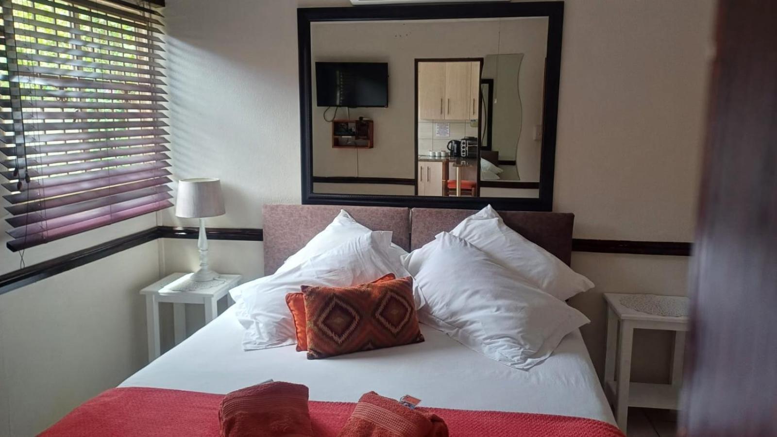 Ceelee'S Place Bloemfontein Bagian luar foto